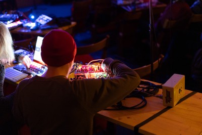 20:24