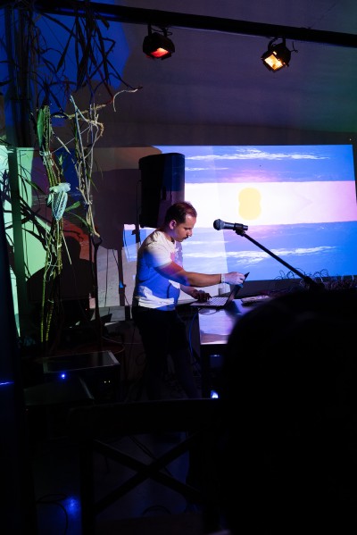 20:18